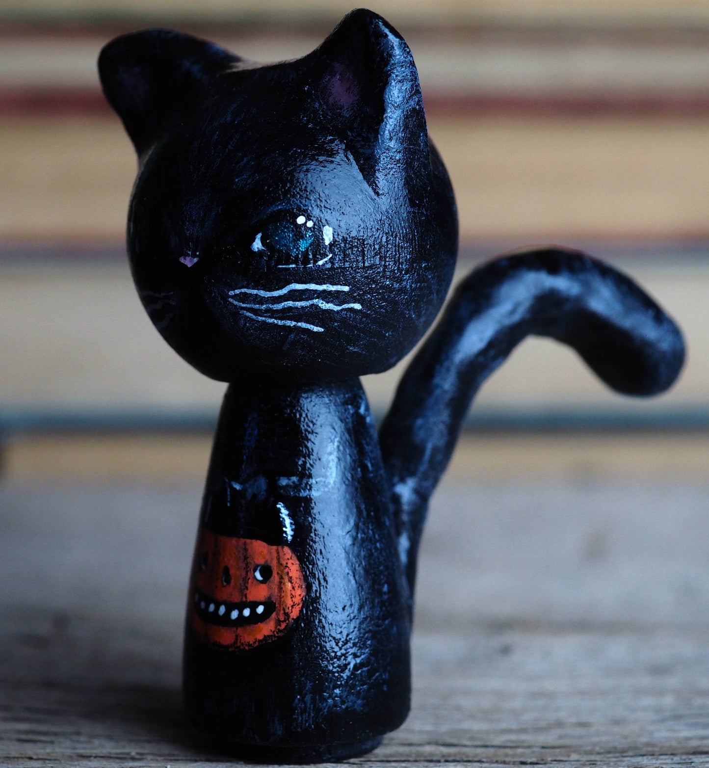 Danita original wooden kokeshi art doll. Home decor Halloween black cat mini figurine, perfect to decorate desks and shelves. Collectible items from Danita!