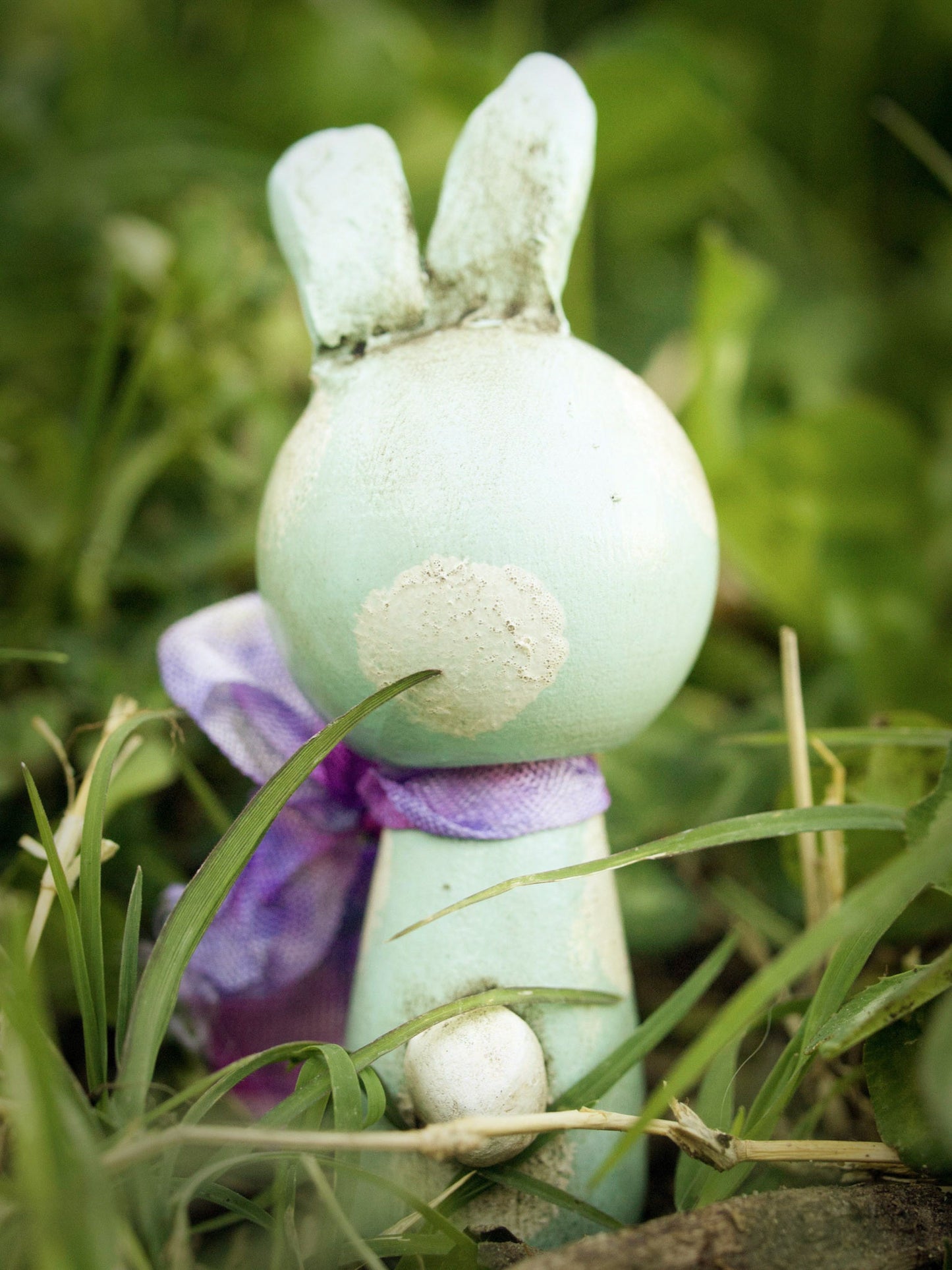 Adorable little handmade kokeshi Easter bunny rabbits are hopping along to Danita Art's studio, where she made them with wood and paper clay.