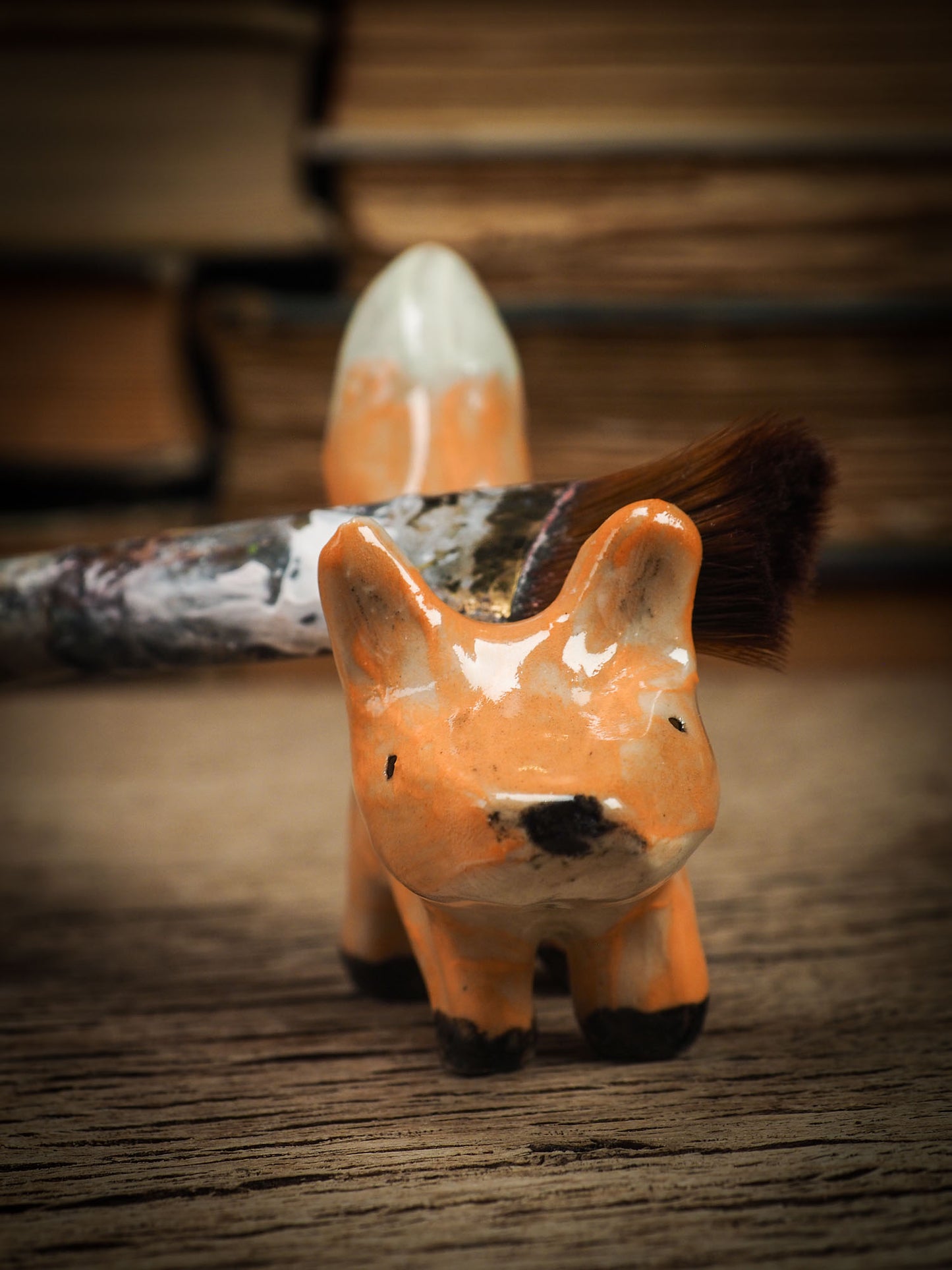 RED FOX #18 - ARTISTS BRUSH AND PENCIL HOLDER