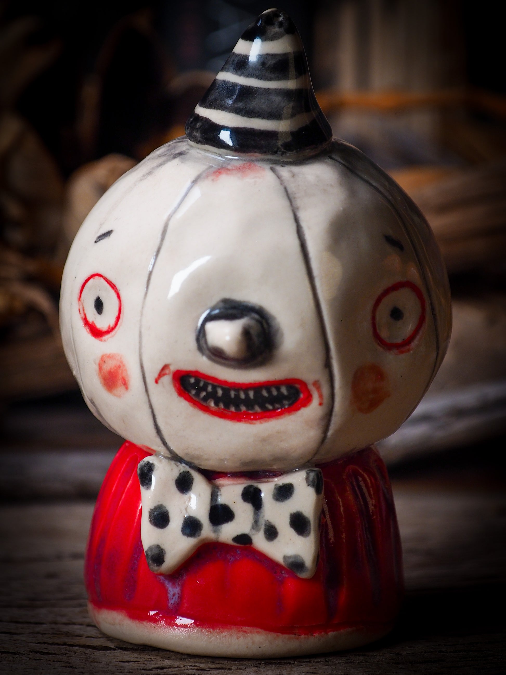 Fire glazed ceramic figurine by Idania Salcido, Danita Art. On Halloween, Danita creates spooky cute hand made ceramic figures to decorate your home in the scariest holiday of the year. Ghosts, witches, ghouls, vampires, black cats and other creatures of the night come to life in glazed ceramic home decor.