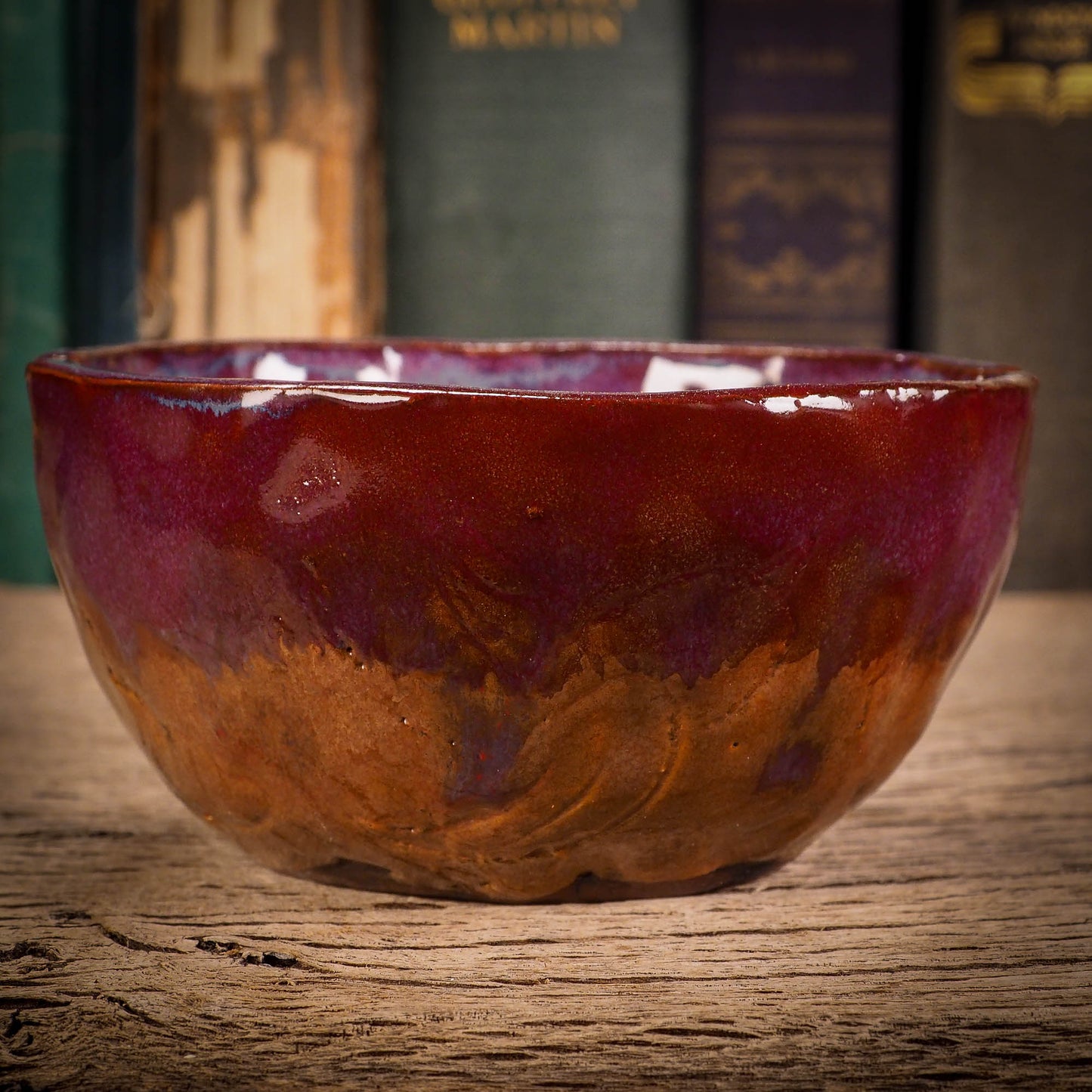 An original glazed ceramic food bowl by Idania Salcido, the artist behind Danita Art. Totally handmade in my studio, this is a unique piece that cannot be repeated. Beautiful sunset themed glazes adorn this bowl, along with a subtly carved bird on the side.